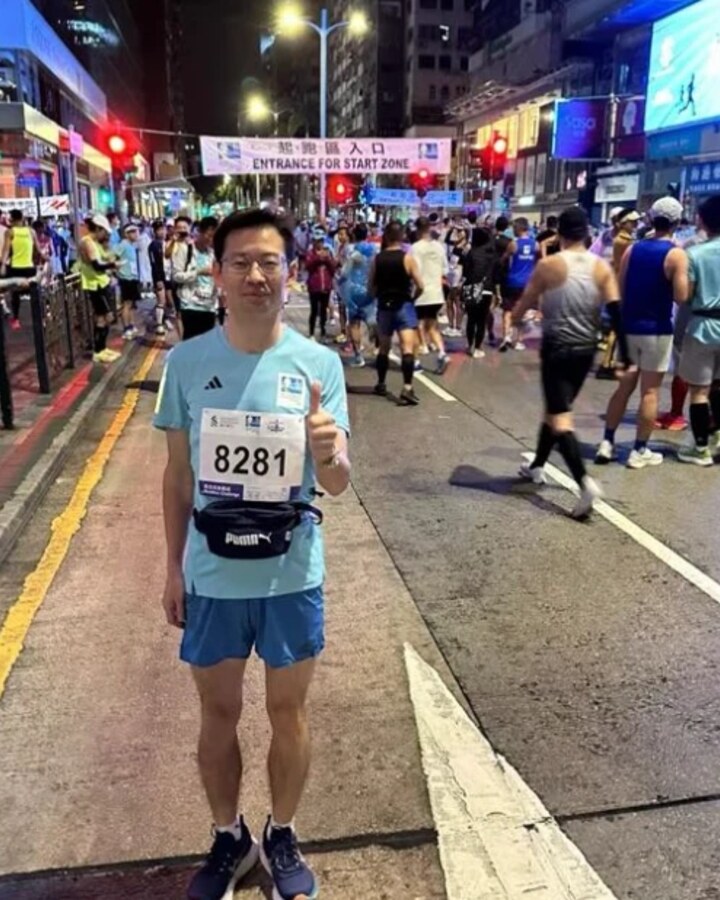 Xiaozhou Zhou 周晓舟 · marathon